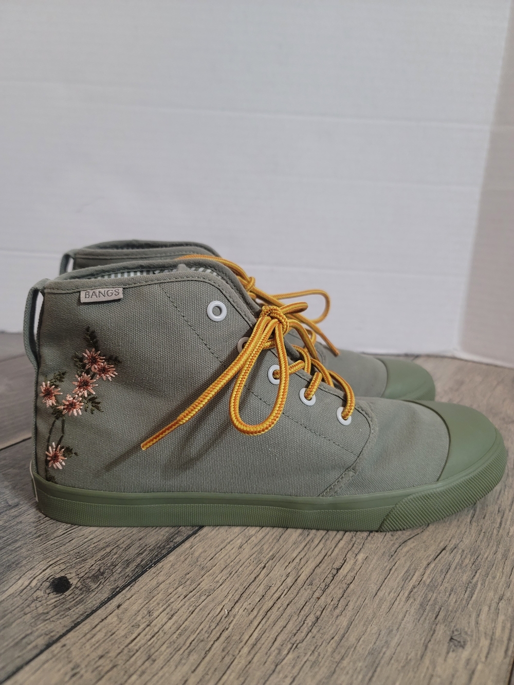 Bangs Sage Floral  High-Top Canvas Sneaker Floral Embroidery Women 10.5 Men 9